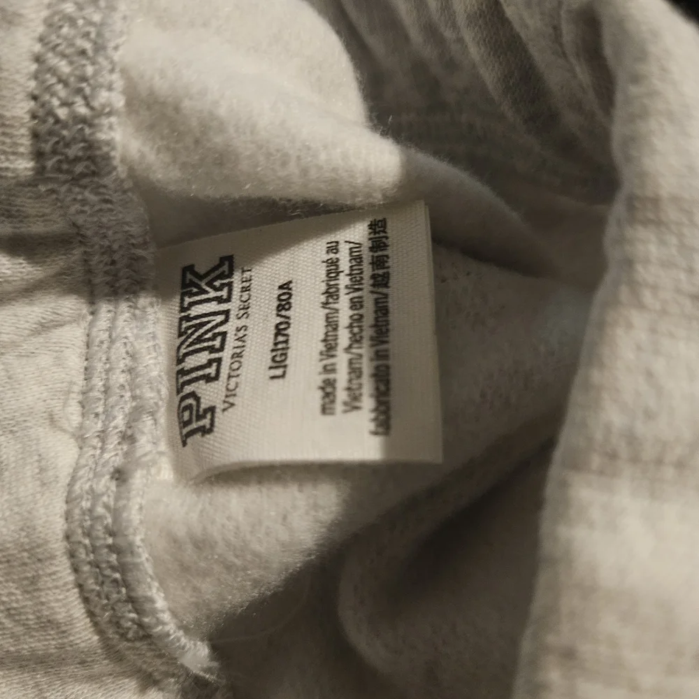 Victoria's Secret PINK Sweatpants - Picture 2 of 2